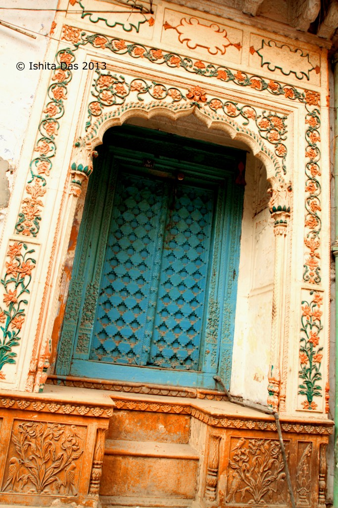 Doors to an old mansion (havelo), naughara Lane, Chandni Chowk